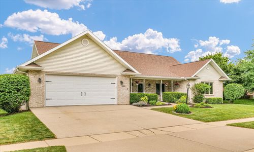 2809 Slayback St, Urbana, IL, 61802-2286 | Card Image