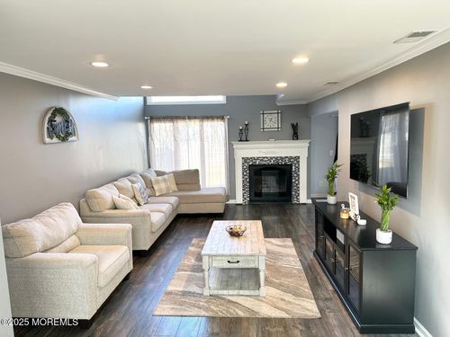 49 White Swan Way, Brick, NJ, 08723-6288 | Card Image