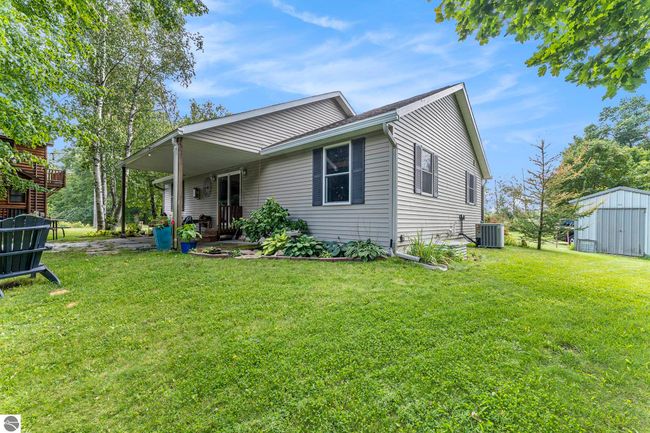 9531 Sunrise Ct, House other with 4 bedrooms, 3 bathrooms and null parking in Mesick MI | Image 39