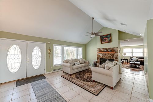 166 Grassy Pond Dr S, Smithtown, NY, 11787 | Card Image