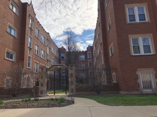 3b-4427 N Lawndale Ave, Chicago, IL, 60625-7119 | Card Image