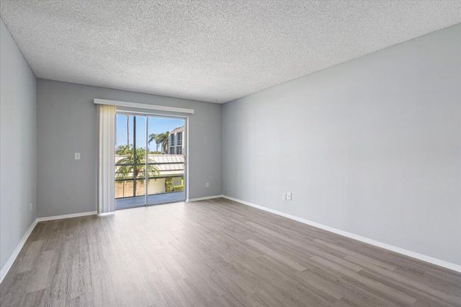 6 - 1300 Seaway Dr, Condo with 2 bedrooms, 2 bathrooms and null parking in Fort Pierce FL | Image 15