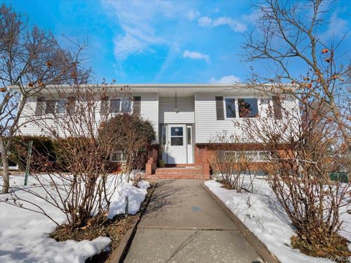 30 Govan Dr, Stony Point, NY, 10980-2431 | Card Image