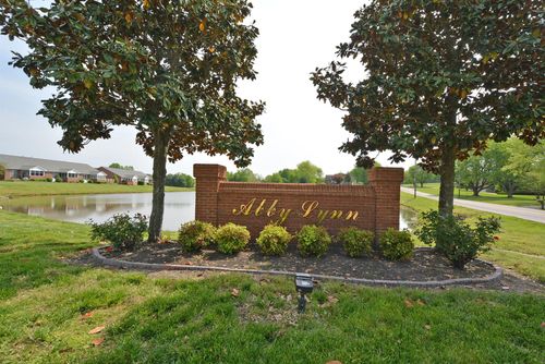 5 Abby Lynn Cir, Clarksville, TN, 37043-4066 | Card Image