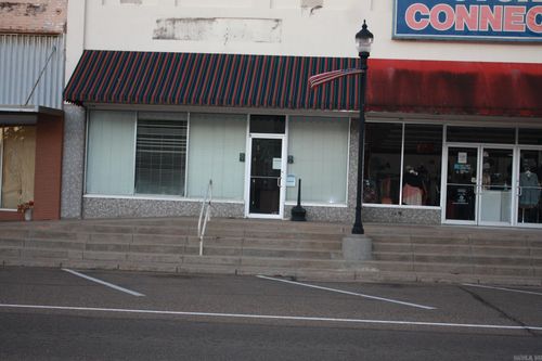 106 S Main St, Nashville, AR, 71852-2406 | Card Image