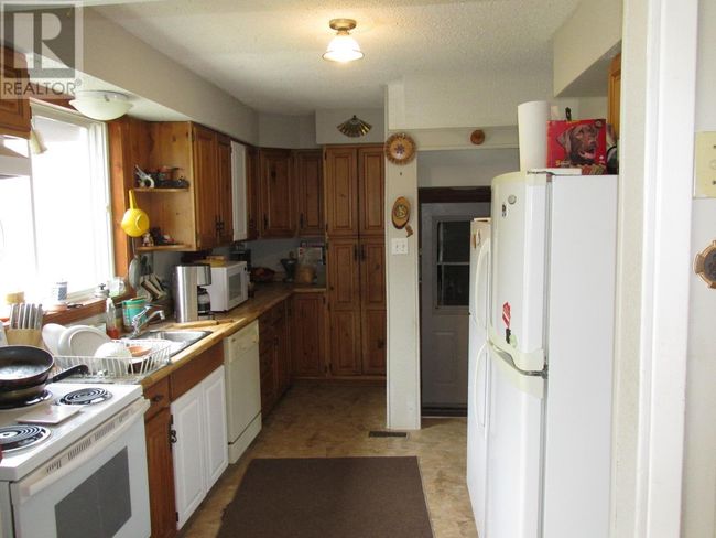 11 Birch Rd, Home with 3 bedrooms, 2 bathrooms and null parking in Elliot Lake ON | Image 8