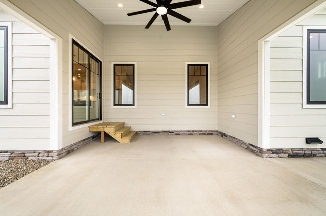 Rear Patio | Image 31