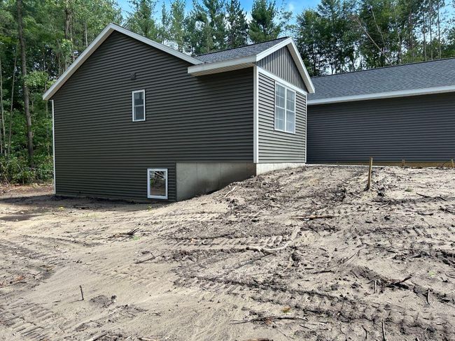 N Side Exterior | Image 26