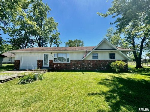 203 W Hoffman St, Irvington, IL, 62848-1043 | Card Image