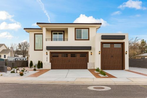 226 E 1100 N, Hurricane, UT, 84737-2695 | Card Image