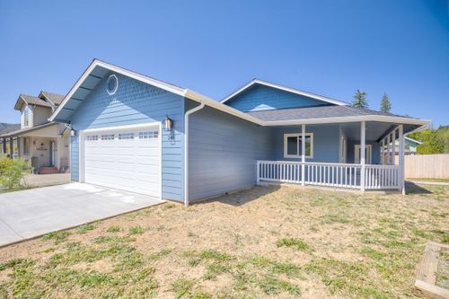 244 Cedar Brook Ln, Cave Junction, OR, 97523-9512 | Card Image