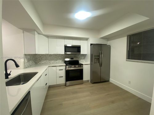 apt-103-1765 Courtyard Way, NAPLES, FL, 34112-5370 | Card Image