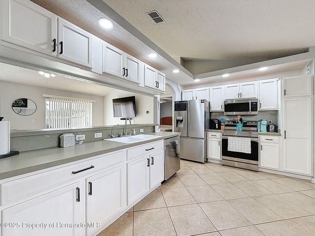 6042 Sunday Rd, House other with 3 bedrooms, 2 bathrooms and null parking in Spring Hill FL | Image 9