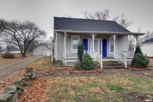 340 S Walnut St, Hull, IL, 62343-1050 | Card Image