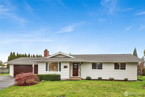 851 Garden Dr, Lynden, WA, 98264-1028 | Card Image