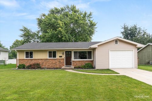 2160 W Illinois Ave, Aurora, IL, 60506-1734 | Card Image