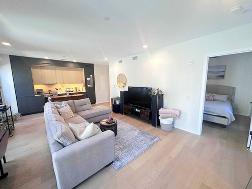 202-9 Burney, Boston, MA, 02120 | Card Image