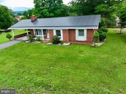 73 Woodlawn Dr, PETERSBURG, WV, 26847-9555 | Card Image