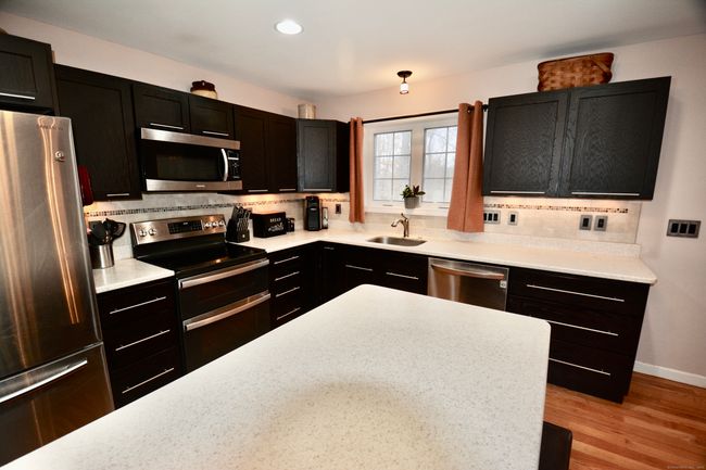 16 Victory Ln, House other with 3 bedrooms, 2 bathrooms and null parking in Willimantic CT | Image 6