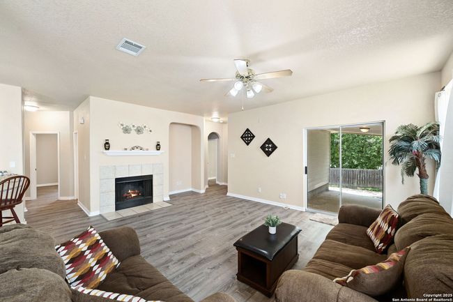 1905 Walter Raleigh, House other with 4 bedrooms, 2 bathrooms and null parking in Windcrest TX | Image 19