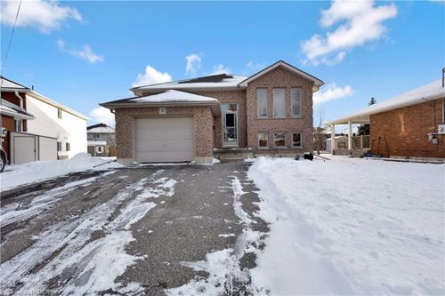 4 Baldwin Ave, Brantford, ON, N3S1H5 | Card Image