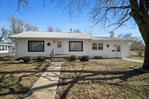 405 S Grove St, Colfax, IL, 61728-9398 | Card Image