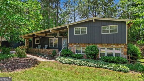 107 Lisa Ln, Carrollton, GA, 30117-1766 | Card Image