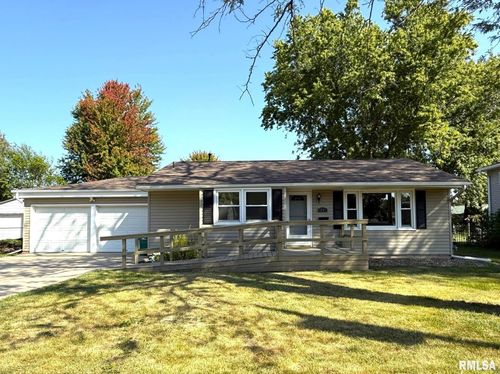 1501 Bridge Ave, Galesburg, IL, 61401-2320 | Card Image