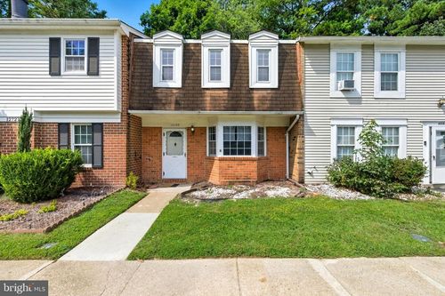 12729 Woodside Ln, Newport News, VA, 23602-2034 | Card Image