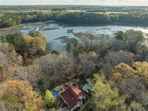 15465 Holly Dr, Smithfield, VA, 23430-3132 | Card Image