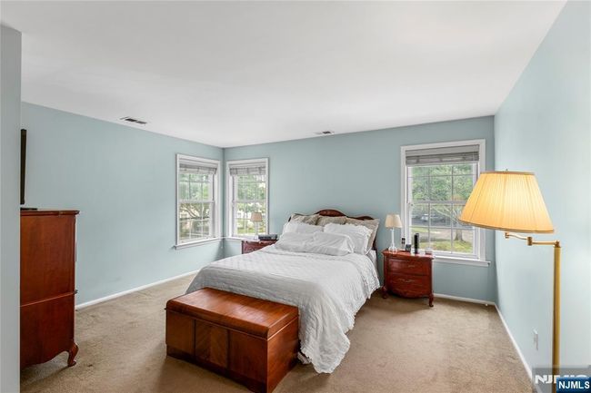 35 Spruce Ct, Condo with 2 bedrooms, 2 bathrooms and null parking in Clifton NJ | Image 6