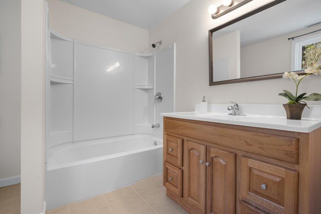 6 Sheldon Rd, House other with 3 bedrooms, 2 bathrooms and null parking in Derry NH | Image 33