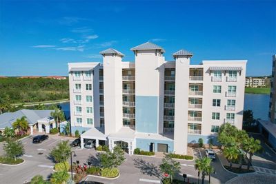 203 - 10530 Boardwalk Loop, Condo with 2 bedrooms, 2 bathrooms and null parking in Bradenton FL | Image 2