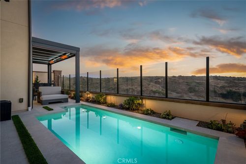 208 Canterbury, Irvine, CA, 92618-3537 | Card Image