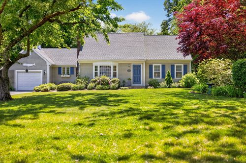 25 Joyce Anne Rd, Centerville, MA, 02632-2905 | Card Image
