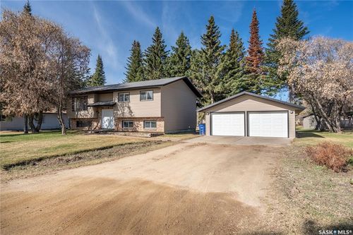 141 2 St W, Pierceland, SK, S0M2K0 | Card Image
