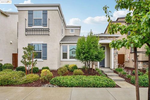 7506 Clear Lake Aly, Sacramento, CA, 95829-8742 | Card Image