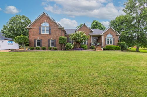 405 Briksbury Dr, Franklin, TN, 37067-5005 | Card Image