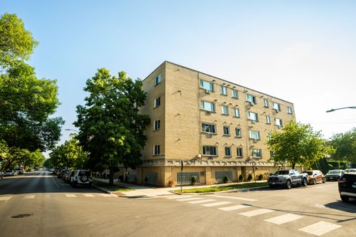201-2001 W Summerdale Avenue, Chicago, IL, 60625 | Card Image