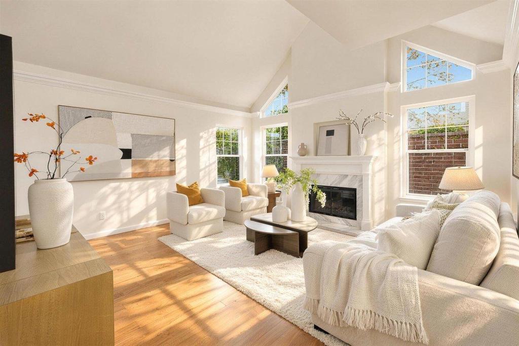 2131 Avy Ave, For Sale in Menlo Park - eXp Realty