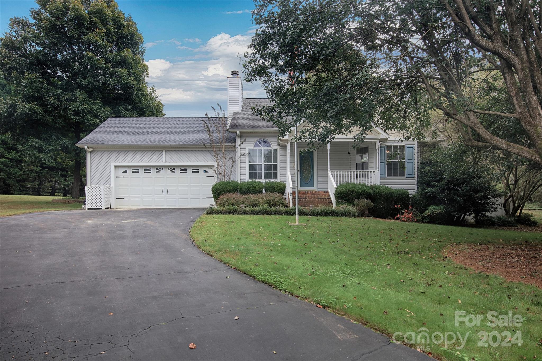 Greenwich Dr, Statesville, NC 28677