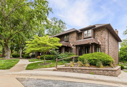 d-802 Bourn Ave, COLUMBIA, MO, 65203-1471 | Card Image