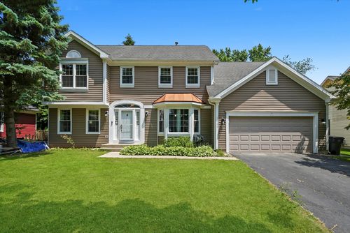 1140 Willoby Ln, Elgin, IL, 60120-4925 | Card Image