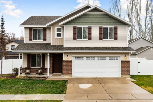 673 W 760 S, Logan, UT, 84321-7008 | Card Image