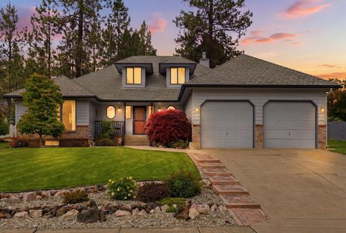 2006 W Wedgewood Ave, Spokane, WA, 99208-4368 | Card Image