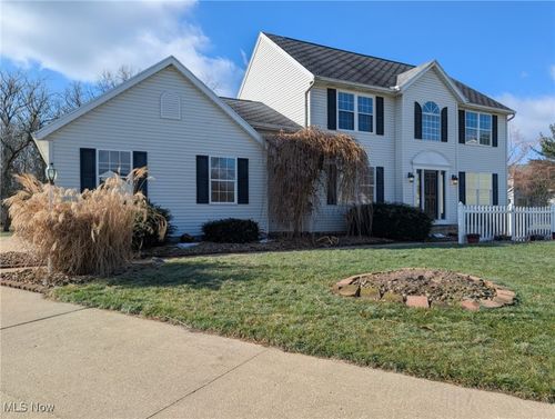 6471 Sugargrove Circle Ne, Canton, OH, 44721 | Card Image