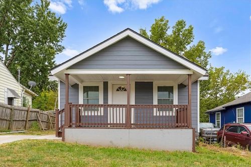 5517 E 30th Ter, Kansas City, MO, 64128-1815 | Card Image