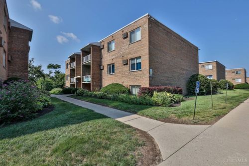 3608 Westwood Northern Blvd, Cheviot, OH, 45211-2542 | Card Image
