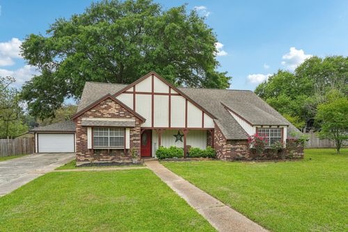 211 Beaumont Dr, Magnolia, TX, 77354-1790 | Card Image
