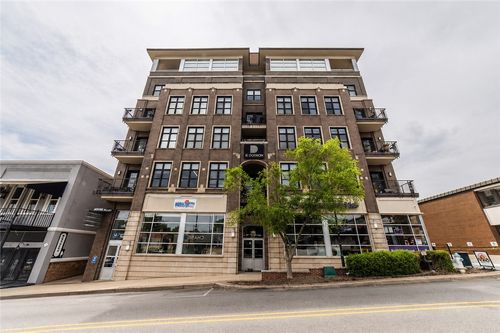 703-609 W Dickson St, Fayetteville, AR, 72701-5095 | Card Image